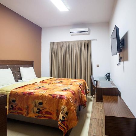 Wakola Hotel Cheikh Anta Dakar Ngoại thất bức ảnh