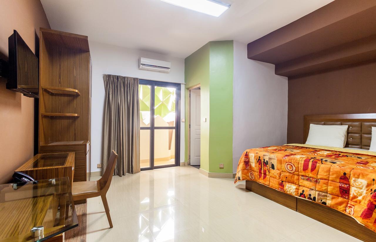 Wakola Hotel Cheikh Anta Dakar Ngoại thất bức ảnh